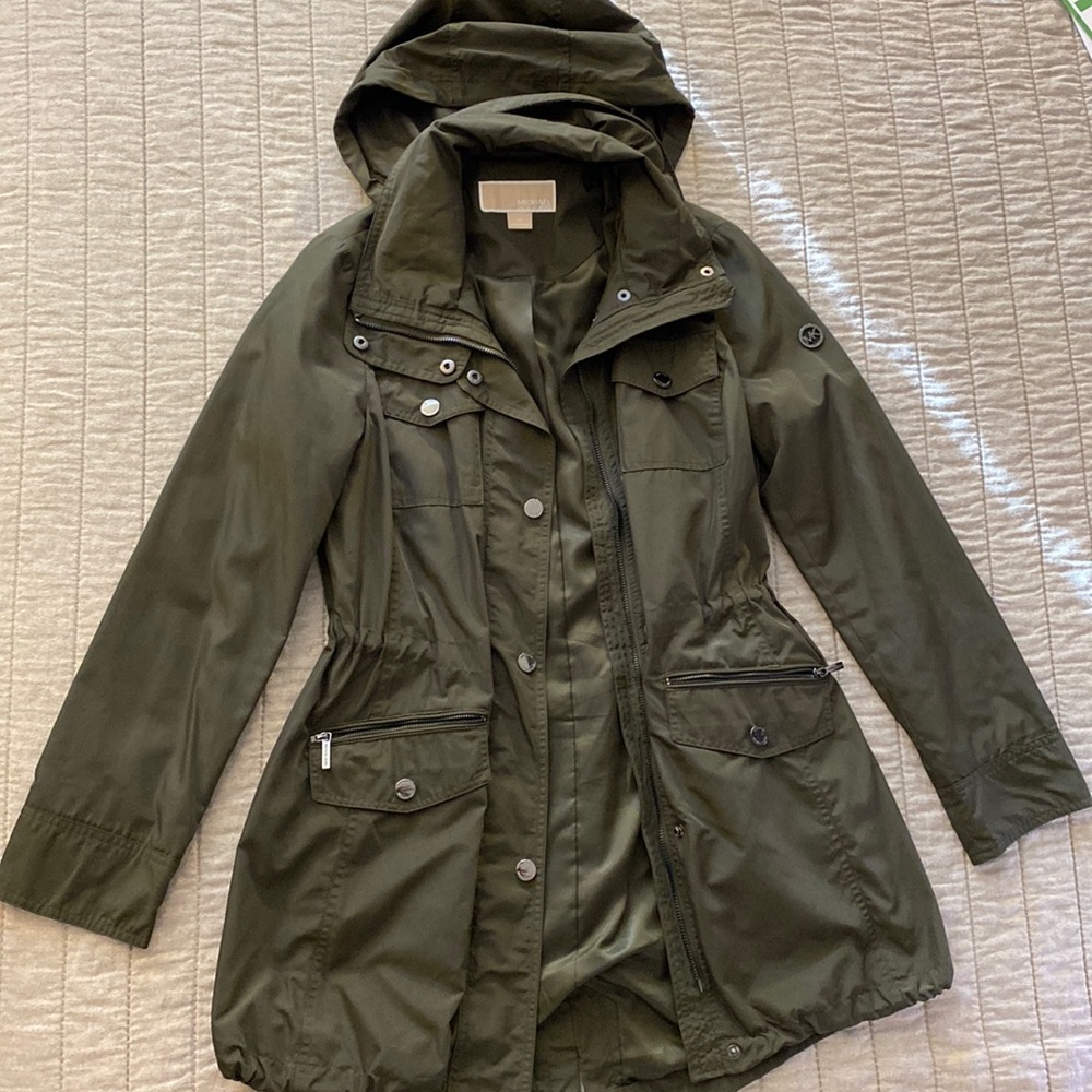 Michael Kors Trench Coat in Olive